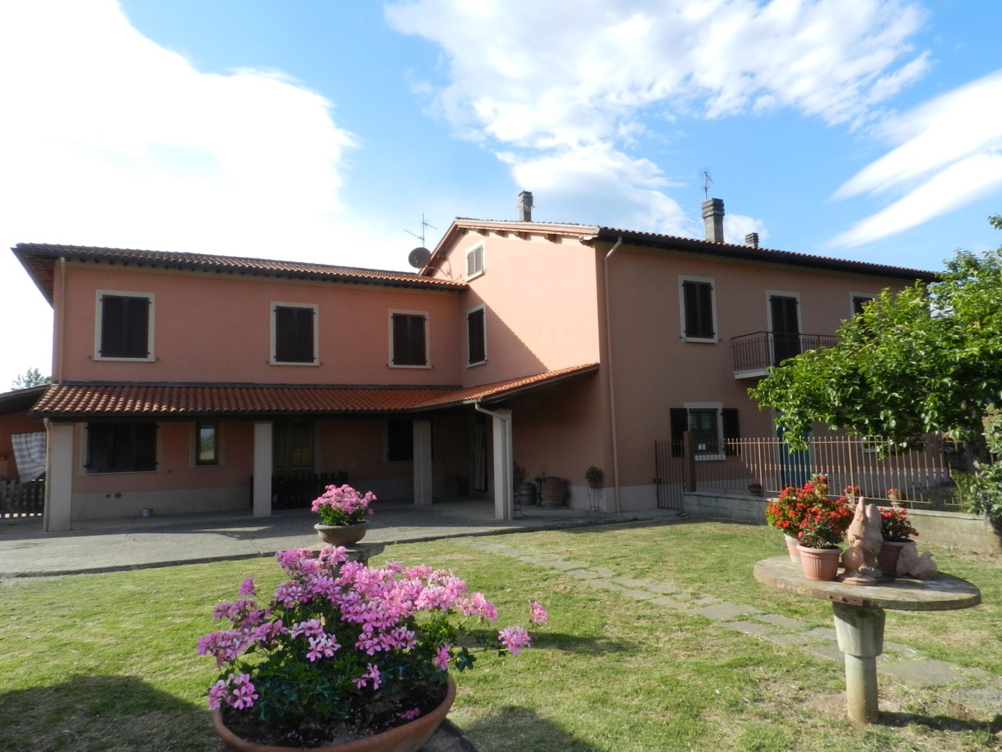 VenditaCase ColonicheFigline Valdarno